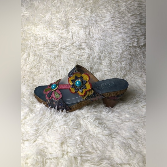 L'Artiste by Spring Step Multicolor Floral Sandals - Picture 3 of 15